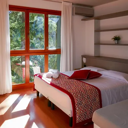 Cernobbio Residence 3* צ'רנוביו