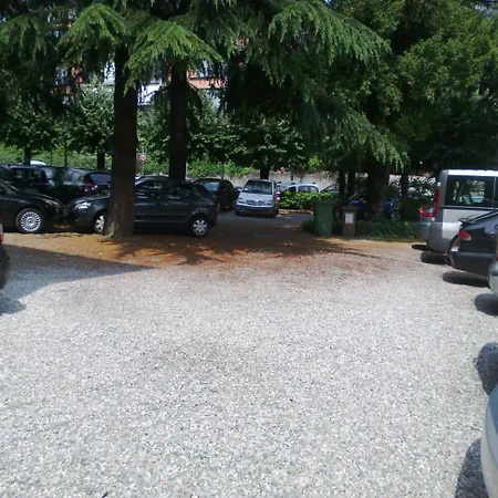 公寓式酒店 切尔诺比奥公寓酒店 3*