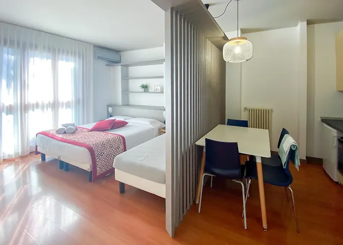 Cernobbio Residence 3* צ'רנוביו