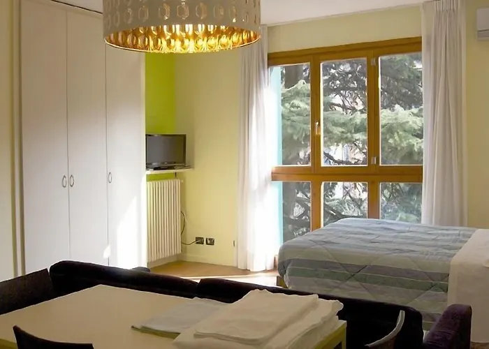 Cernobbio Residence 3*